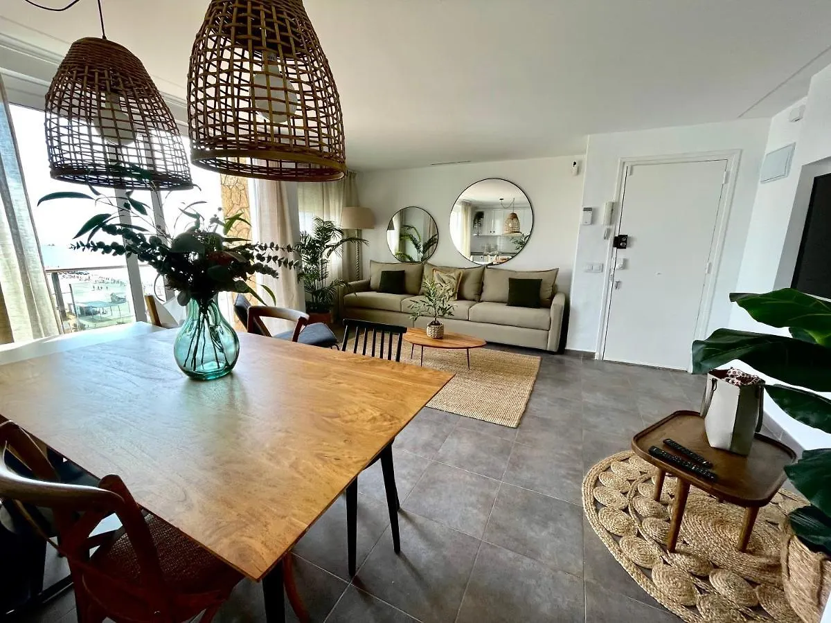 Appartamento Seahomes Vacations - Marina Boutique Design Santa Susanna