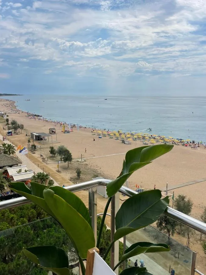 Seahomes Vacations - Marina Boutique Design Santa Susanna 0*,