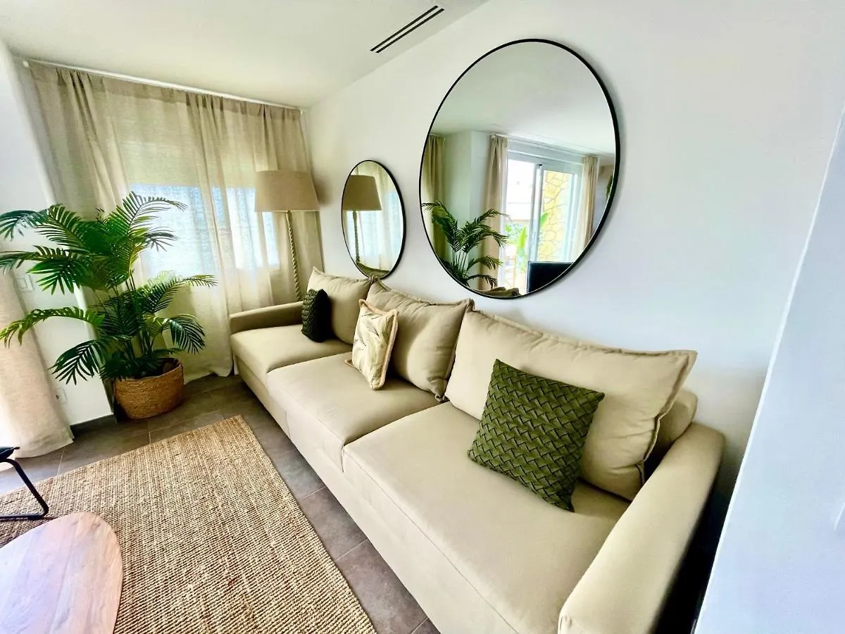 Seahomes Vacations - Marina Boutique Design Santa Susanna 0*,