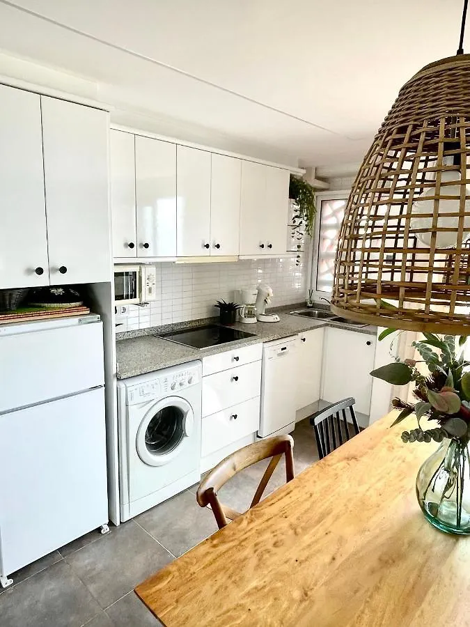 Seahomes Vacations - Marina Boutique Design Santa Susanna Spagna